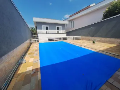 Casa de Condomínio com 4 Quartos para alugar, 350m² no Parque dos Príncipes, São Paulo