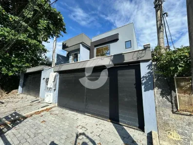 Casa com 4 Quartos à venda, 180m² no Piratininga, Niterói