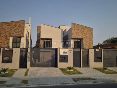 Sobrado com 3 Quartos à venda, 202m² no Boqueirão, Curitiba