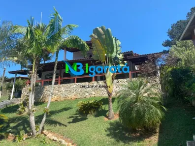 Fazenda/Sítio com 4 Quartos à venda, 300m² no Centro, Igaratá