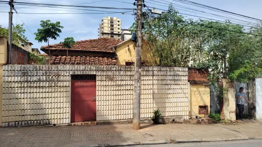 Imóvel Comercial com 1 Quarto à venda, 436m² no Centro, Montes Claros