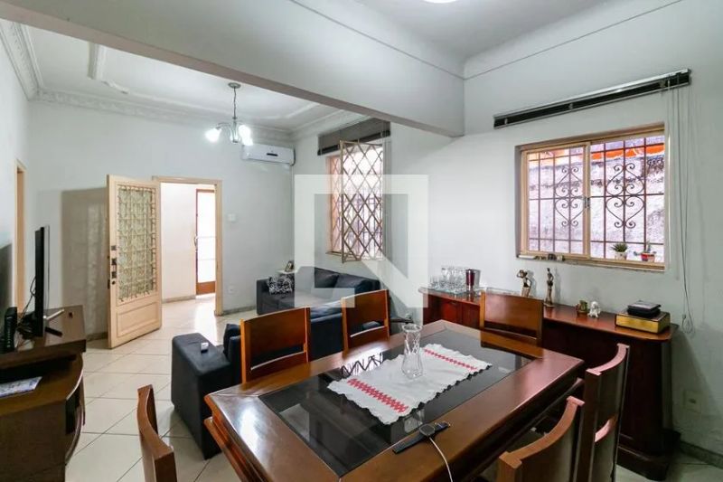 Casa com 3 quartos — Carlos Prates, Belo Horizonte
