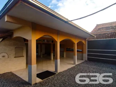 Casa com 3 Quartos à venda, 245m² no Iririú, Joinville