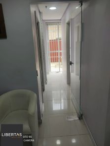 Sala Comercial com 1 Quarto à venda, 52m² no Floresta, Porto Alegre