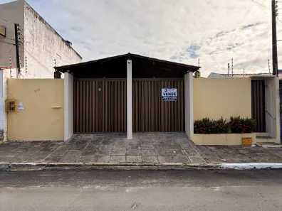Casa com 4 Quartos à venda, 360m² no Gruta de Lourdes, Maceió