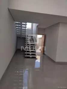 Casa com 3 Quartos à venda, 270m² no Aclimação, Uberlândia
