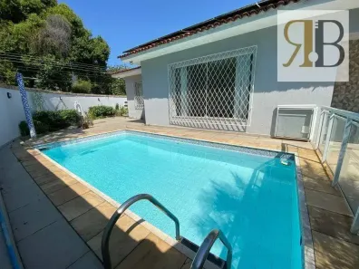 Casa com 3 Quartos para alugar, 268m² no Anil, Rio de Janeiro