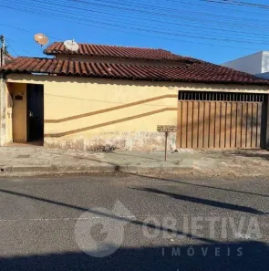 Casa com 6 Quartos à venda, 150m² no Planalto, Uberlândia