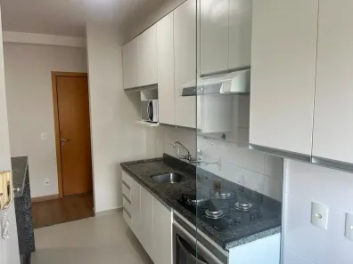 Apartamento com 3 Quartos para alugar, 69m² no Santa Rosa, Londrina
