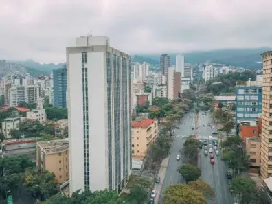 Sala Comercial para alugar, 490m² no Funcionários, Belo Horizonte