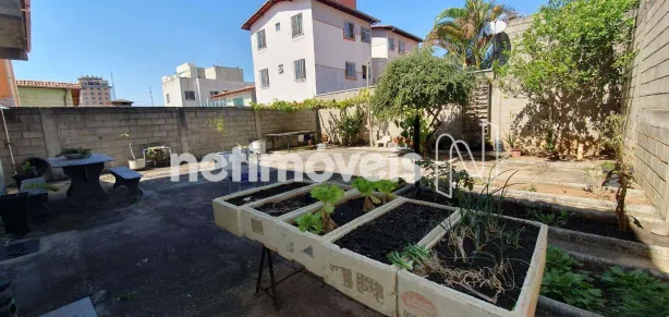 Casa com 4 Quartos à venda, 240m² no Serrano, Belo Horizonte