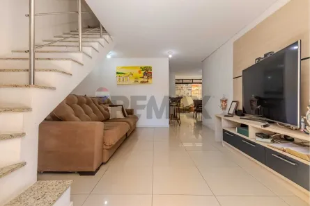 Sobrado com 3 Quartos à venda, 200m² no Nações, Balneário Camboriú