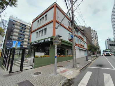 Apartamento com 2 Quartos para alugar, 90m² no Centro, Curitiba