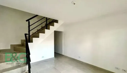 Sobrado com 3 Quartos à venda, 180m² no Jardim Santa Mena, Guarulhos