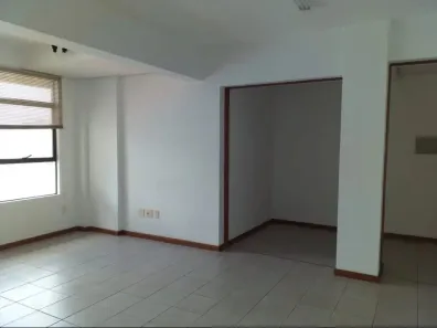 Sala Comercial à venda, 45m² no Passo da Areia, Porto Alegre
