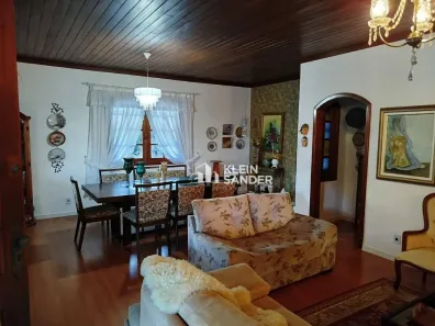 Casa com 4 Quartos à venda, 182m² no Cônego, Nova Friburgo