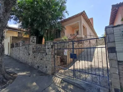 Casa com 3 Quartos à venda, 241m² no Núcleo Residencial Silvio Vilari, São Carlos