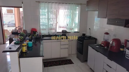 Casa com 2 Quartos à venda, 107m² no Jardim Quaresmeira II, Suzano