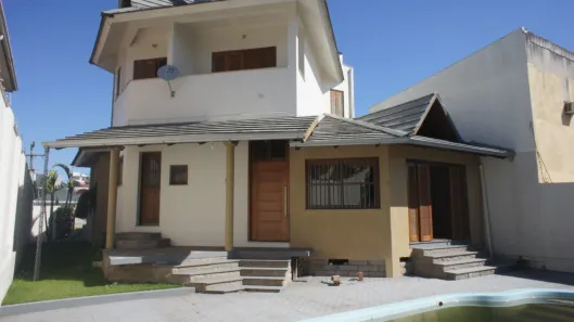 Casa com 4 Quartos à venda, 350m² no Centro, Canoas