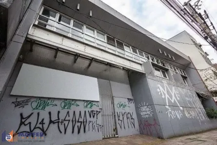 Prédio Comercial com 6 Quartos à venda, 1152m² no Rio Branco, Porto Alegre