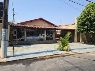 Casa com 4 Quartos à venda, 187m² no Setor dos Funcionários, Goiânia