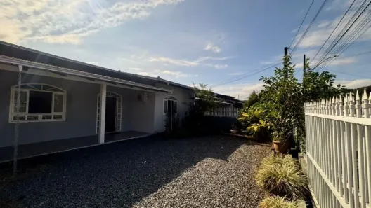 Casa com 3 Quartos à venda, 160m² no Aventureiro, Joinville
