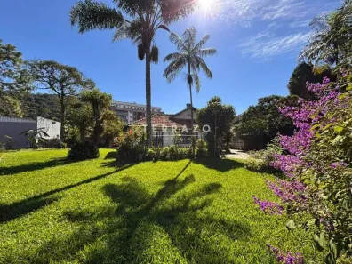 Imóvel Comercial com 2 Quartos para alugar, 173m² no Várzea, Teresópolis