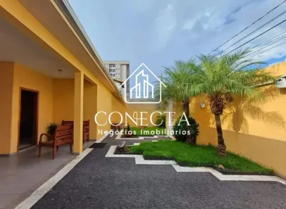 Casa com 1 Quarto à venda, 183m² no Santa Mônica, Uberlândia