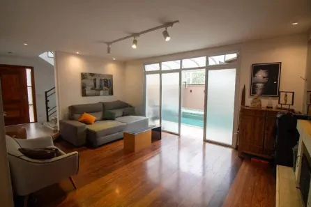 Casa com 5 Quartos à venda, 315m² no Jardim Cordeiro, São Paulo