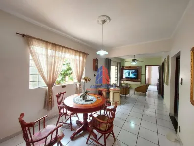 Casa com 4 Quartos à venda, 232m² no Vila Frezzarim, Americana