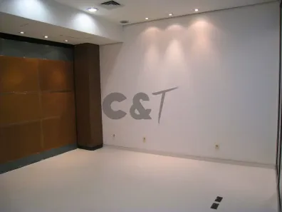 Sala Comercial à venda, 29m² no Moema, São Paulo