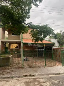 Casa com 3 Quartos à venda, 210m² no Centro, Taubaté