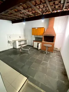 Galpão/Depósito/Armazém com 9 Quartos para alugar, 500m² no Jardim Santo Elias, São Paulo