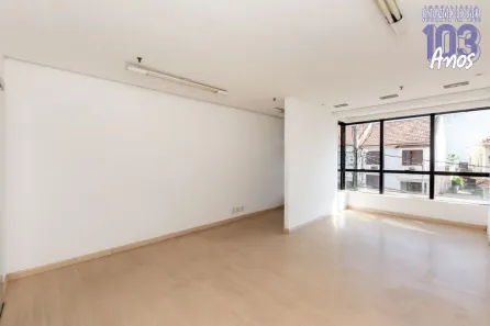 Sala Comercial para venda ou aluguel, 60m² no São João, Porto Alegre