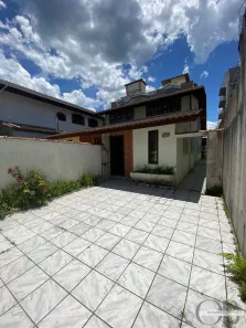 Sobrado com 3 Quartos à venda, 120m² no Itaguá, Ubatuba