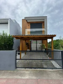 Casa com 3 Quartos à venda, 110m² no Campo D'una, Garopaba