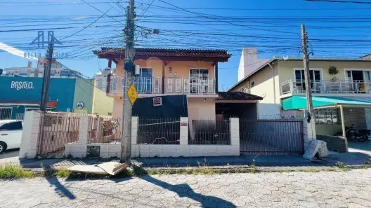 Casa com 9 Quartos à venda, 225m² no Trindade, Florianópolis