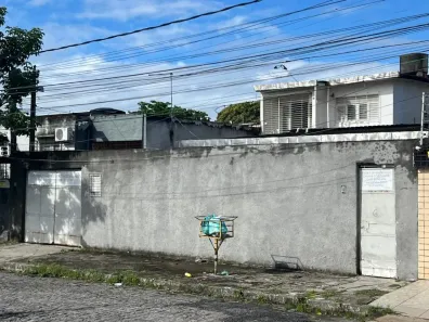Casa com 4 Quartos à venda, 200m² no Cordeiro, Recife
