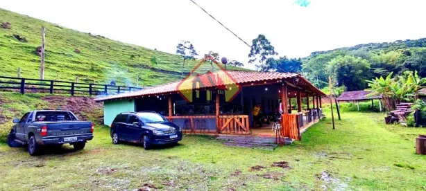 Fazenda/Sítio com 4 Quartos à venda, 350m² no , Natividade da Serra