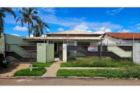 Casa com 5 Quartos à venda, 246m² no Jardim Santa Clara I, Rondonópolis