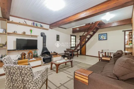 Casa com 2 Quartos à venda, 227m² no Ipanema, Porto Alegre