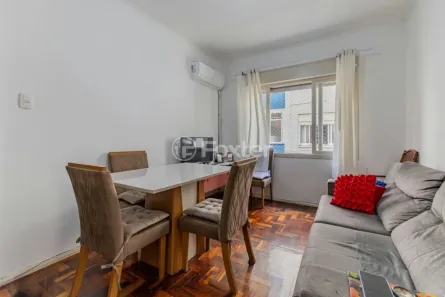 Apartamento com 2 Quartos à venda, 58m² no Azenha, Porto Alegre