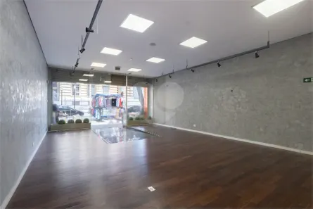 Ponto Comercial para alugar, 230m² no República, São Paulo