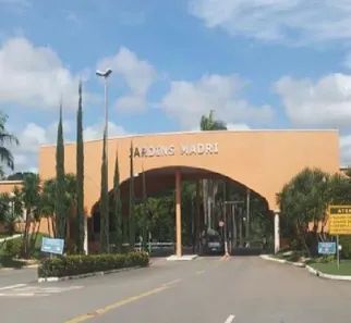 Casa de Condomínio com 3 Quartos à venda, 280m² no Jardins Madri, Goiânia