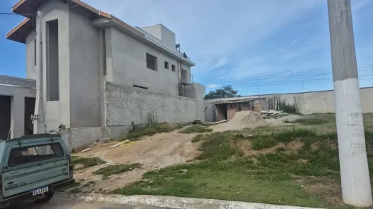 Lote/Terreno à venda, 250m² no Terras de Benvira, Tremembé