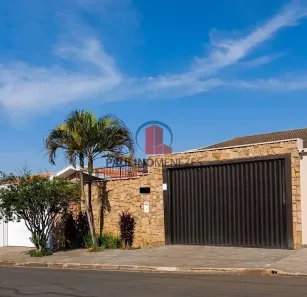 Casa com 3 Quartos para alugar, 206m² no Chácara Machadinho II, Americana