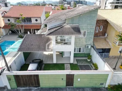 Casa com 4 Quartos à venda, 250m² no Piratininga, Niterói