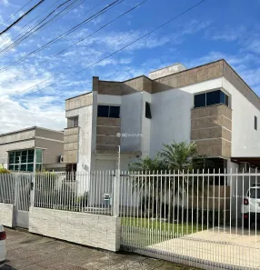 Casa com 3 Quartos à venda, 206m² no Ingleses do Rio Vermelho, Florianópolis