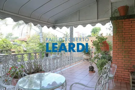 Casa com 4 Quartos à venda, 420m² no Jardim das Bandeiras, São Paulo