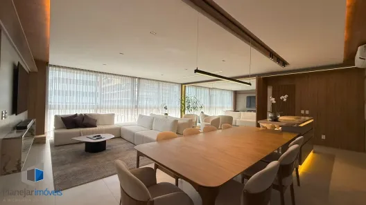 Apartamento com 3 Quartos à venda, 159m² no Mont Serrat, Porto Alegre